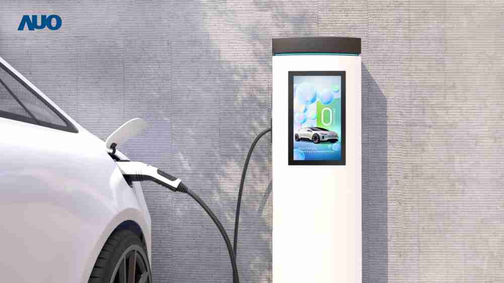 友達〝EVSE車用充電樁解決方案〞專為電動汽車充電樁設計，，具有高亮度、、、、克服戶外艱難環境的耐溫、、、、耐紫外線等特性，，並搭載散熱性及擴充性強的高效能工業電腦，，，，可實現人機互動訴求，，，，如資訊顯示、、、支付等應用