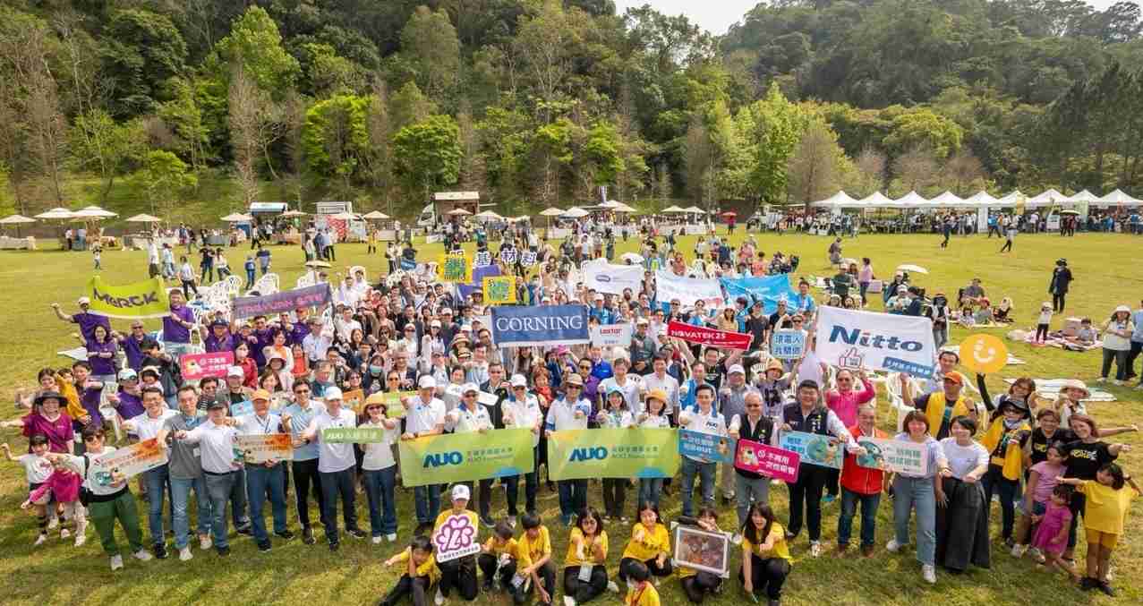 z6mg·人生就是博致力永续平衡发展，，，第14年入选DJSI世界指数成分股（DJSI World），，，在全球顶尖电子设备仪器组件产业展现卓越的永续竞争力，，，，获国际指数肯定